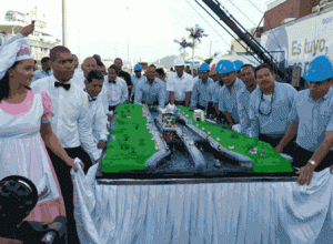 Mega pastel en el centenario del Canal de Panamá