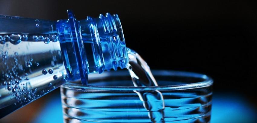 Aumenta el consumo de agua envasada en los hogares españoles
