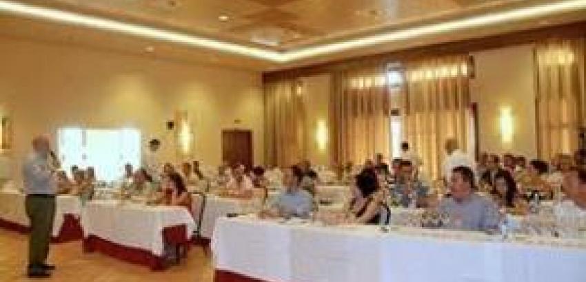 Fuerte El Rompido participa en la campaña de promoción de los vinos de Huelva y los productos del Jabugo 