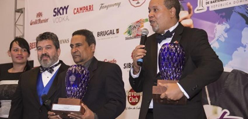 Entregan Premio The Blue Blazer Real en el XXI Panamericano de Cócteles y Bartenders