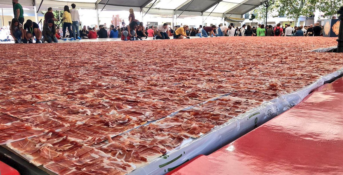 Record Guinness-plato-mas-grande-del-mundo