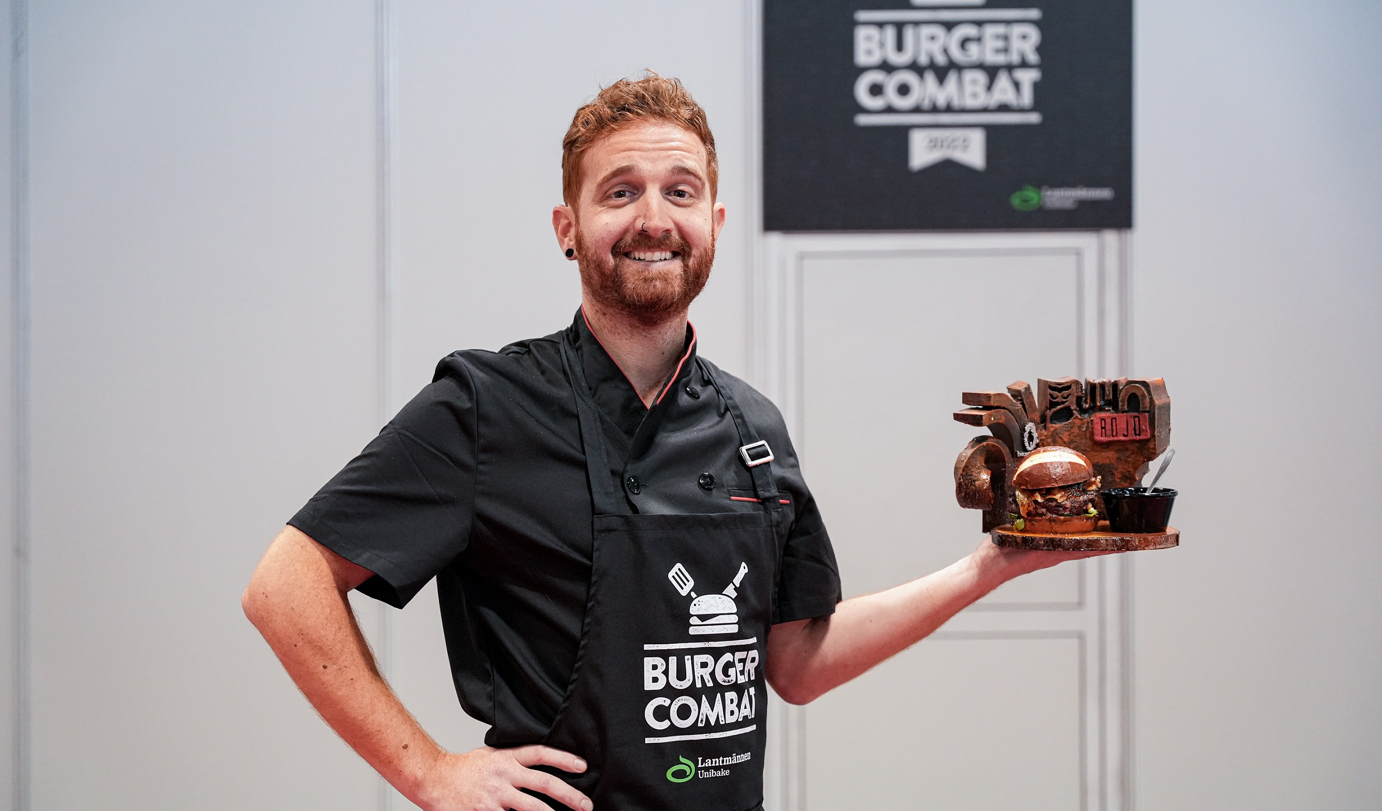 Burger Combat-Mikel Galán 