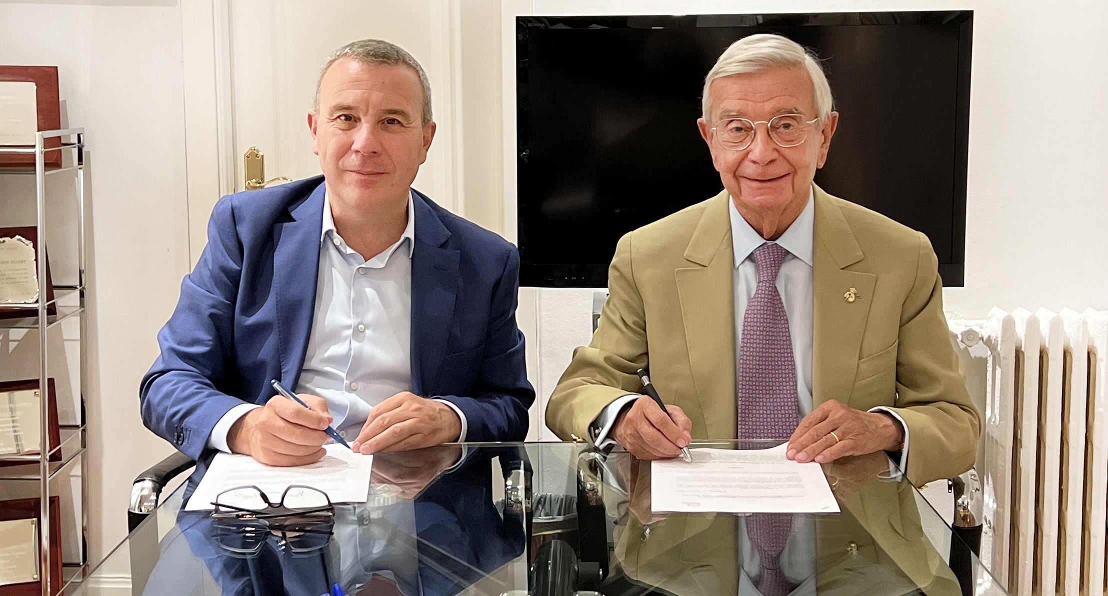 AIBG-Hotel Park Piolets-acuerdo 