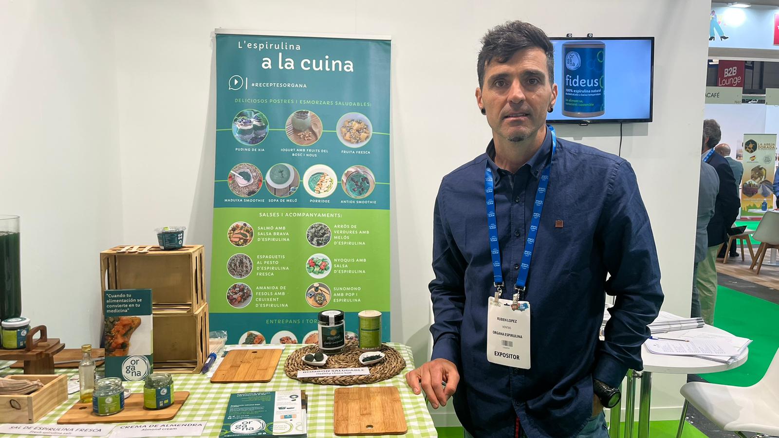 Rubén López, encargado de ventas de Organa Espirulina