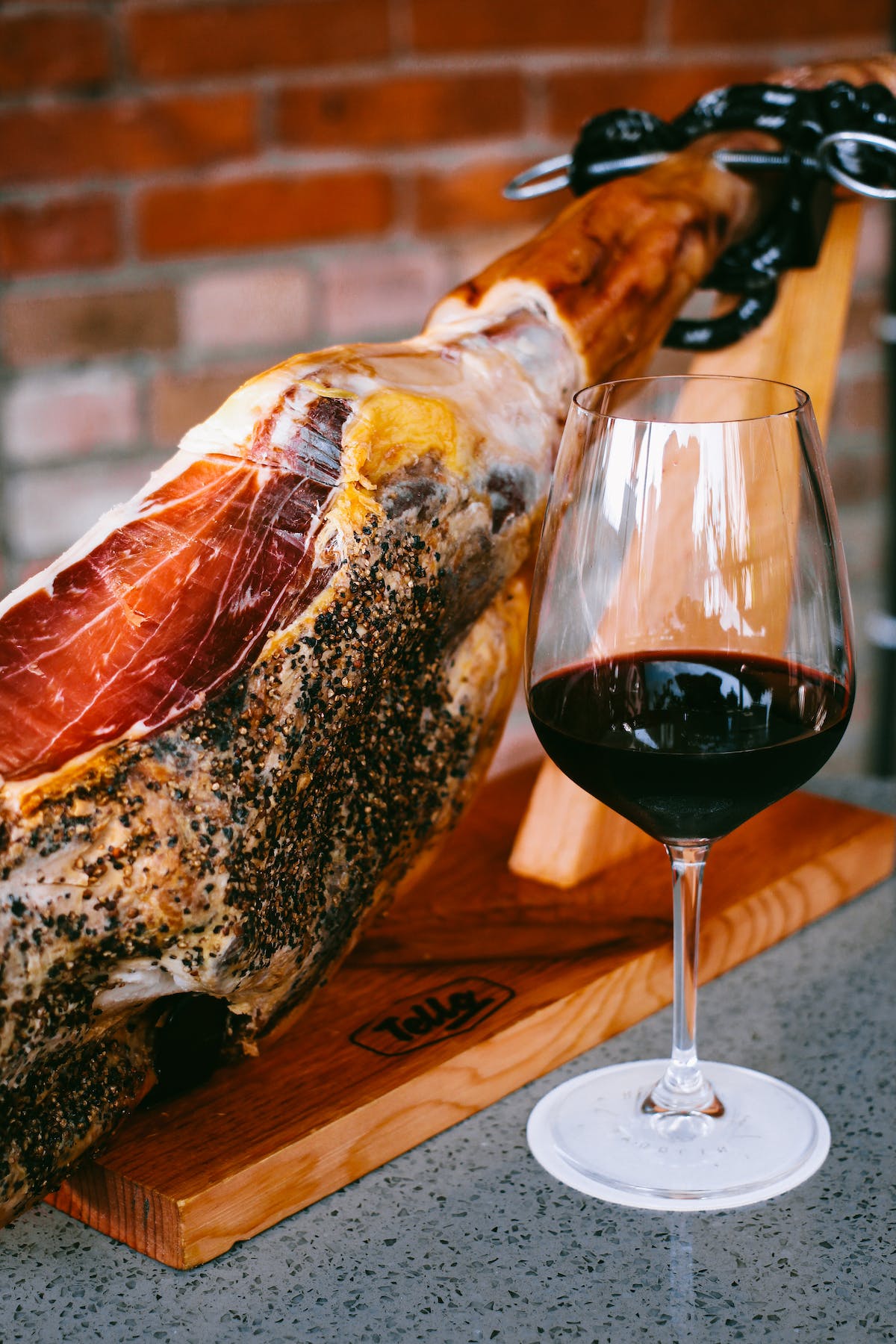 jamón y vino