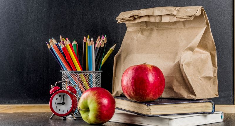 vuelta al cole material y comida