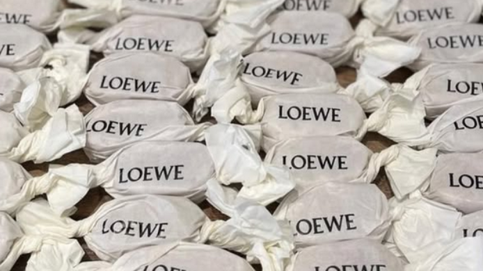 Colección de Navidad de Loewe x La Duquesita