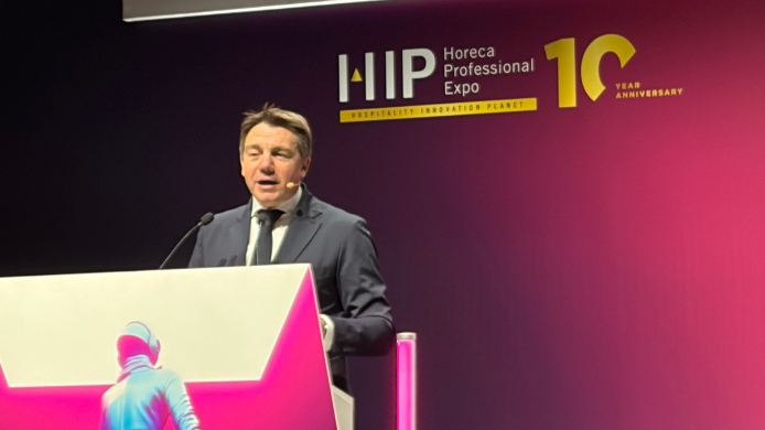  José Luis Álvarez Almeida presidente de Hostelería de España inaugura Summit Horeca Futuro en HIP 2026