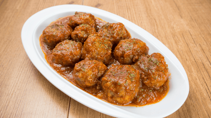 plato de albóndigas