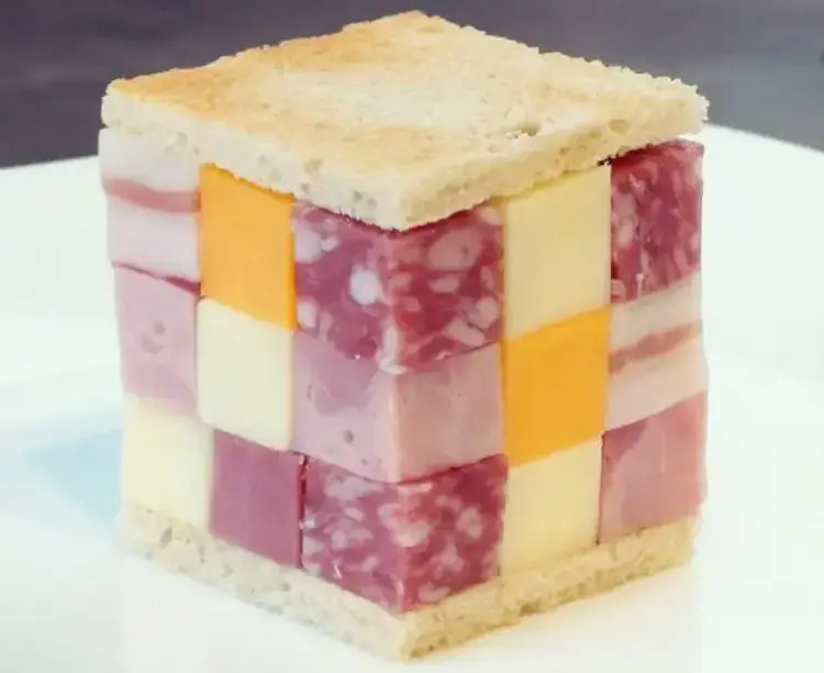 Sándwich Cujo de Rubik 