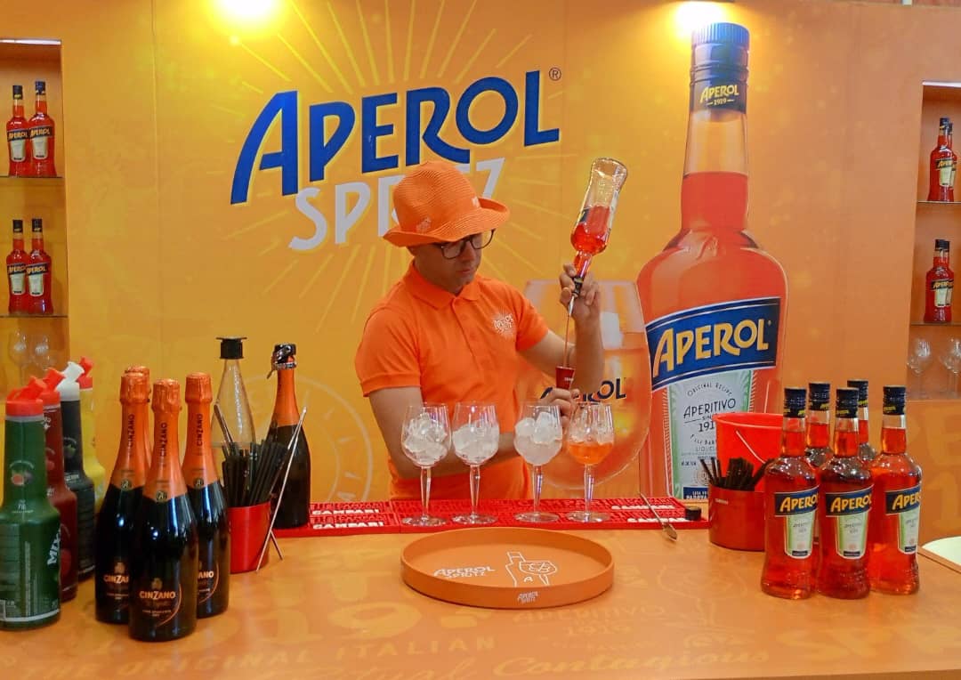 IPSA organizó en Fihav un concurso competitivo para elegir al nuevo embajador del coctel Aperol Spritz en Cuba.  