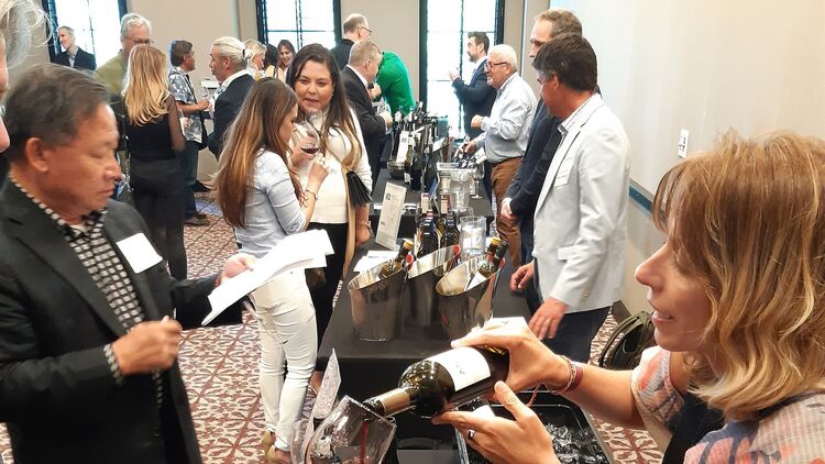 Spanish Wine RoadShow showroom