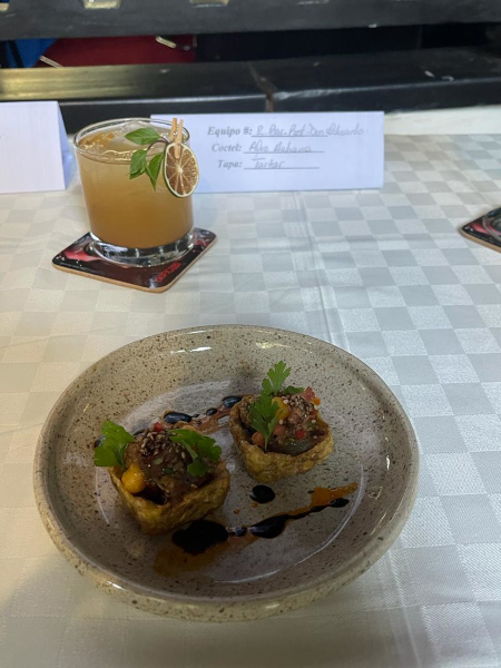 Cóctel Afro Habana y Tapa Tartar