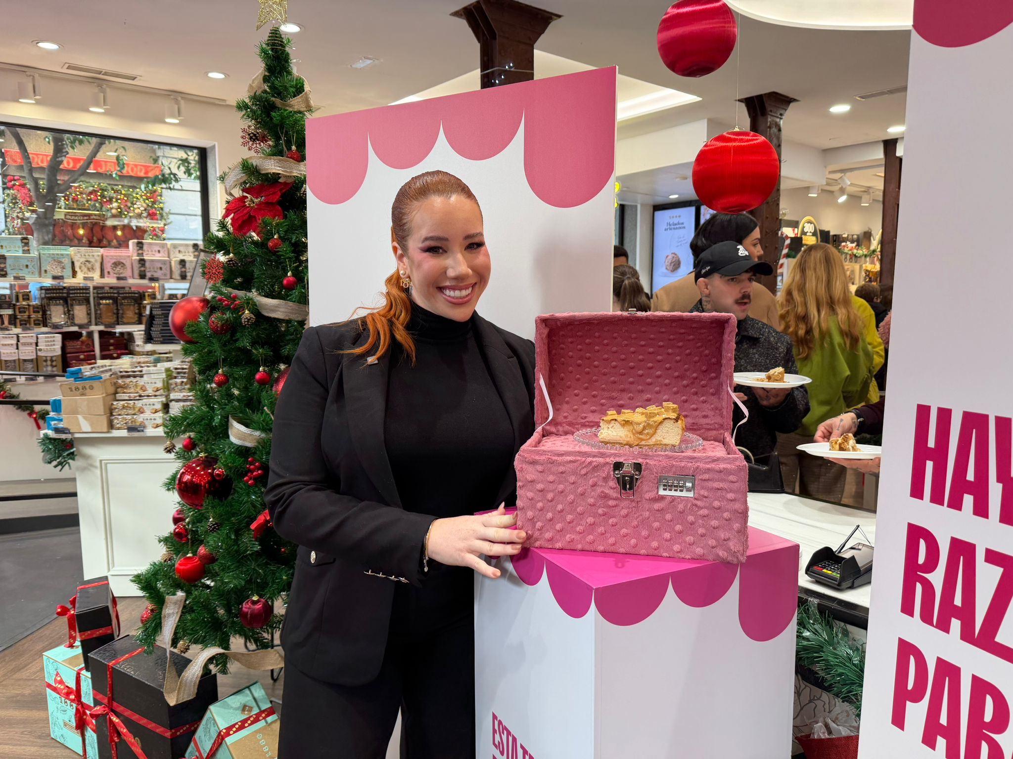 Presentación de la tarta de queso con el turrón más cara del mundo en Madrid