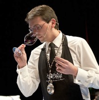 Raúl Igual representará a España en el campeonato mundial de sumilleres 