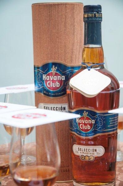 Expertos cubanos ratifican la calidad de Havana Club Selección de Maestros