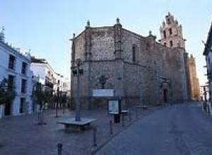 Almendralejo estrena cuatro rutas temáticas para conocer la ciudad
