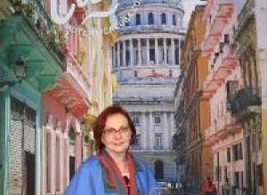 Directora de la Oficina de Turismo de Cuba investida miembro de la Cofradía Gastronómica Luso-Galicia