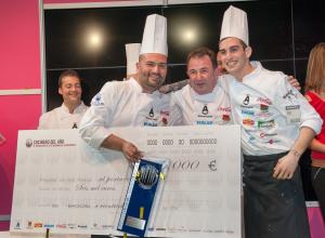 Raúl Resino ganador del VI Concurso Cocinero del Año y Óscar Quintana del II Concurso Camarero del Año