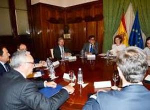 García Tejerina: La industria de la alimentación y bebidas española se consolida en los mercados internacionales