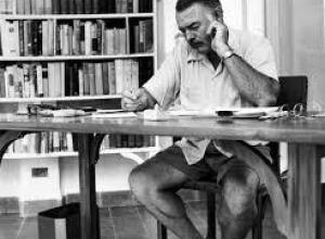 Una guía une turismo y gastronomía a través de los "recuerdos" de Hemingway