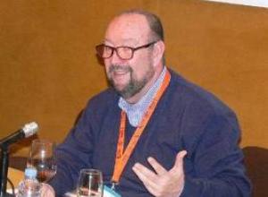 Entrevista a Ernesto Gallud, Secretario de la Asociación Española de Periodistas y Escritores del Vino, impulsor de la agencia de marketing Enogastronómico a la Mesa  